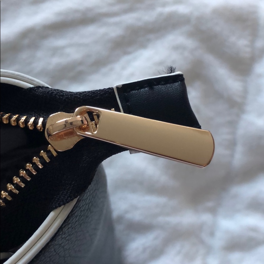 BNWT Hand bag - Picture 8 of 8
